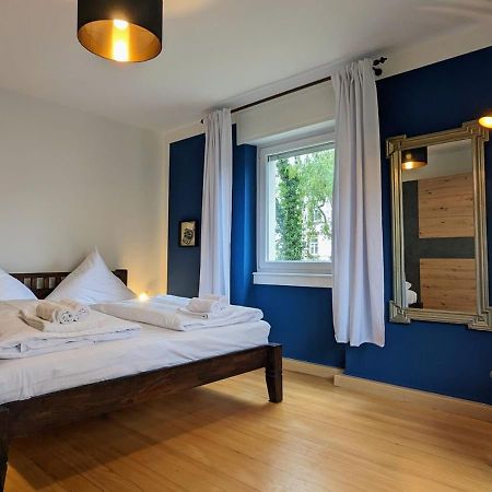 65Qm Altbaucharme Mit Zwei Balkonen Apartment Karlsruhe Ngoại thất bức ảnh