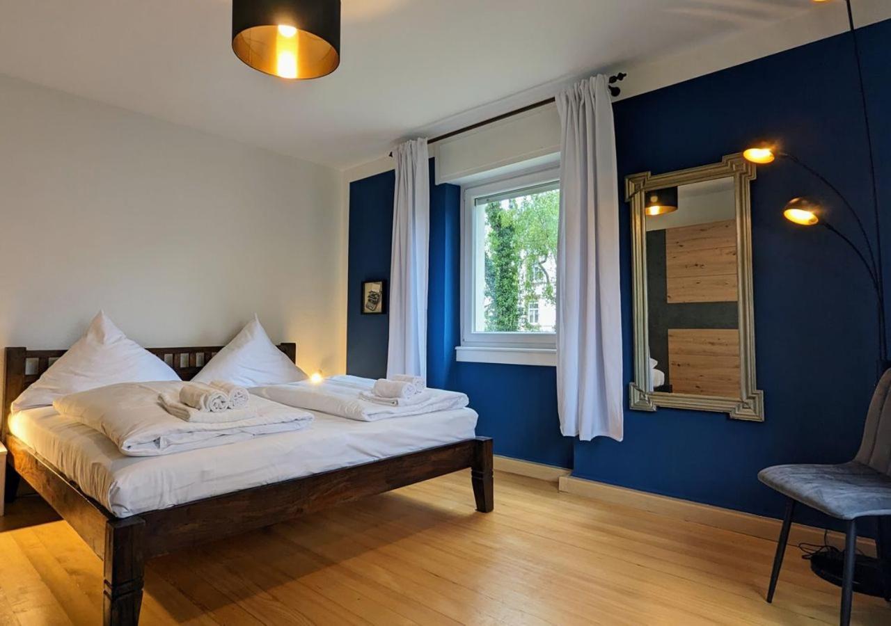 65Qm Altbaucharme Mit Zwei Balkonen Apartment Karlsruhe Ngoại thất bức ảnh
