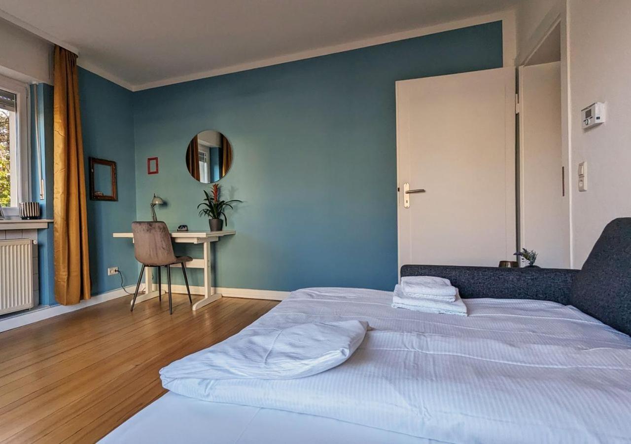 65Qm Altbaucharme Mit Zwei Balkonen Apartment Karlsruhe Ngoại thất bức ảnh