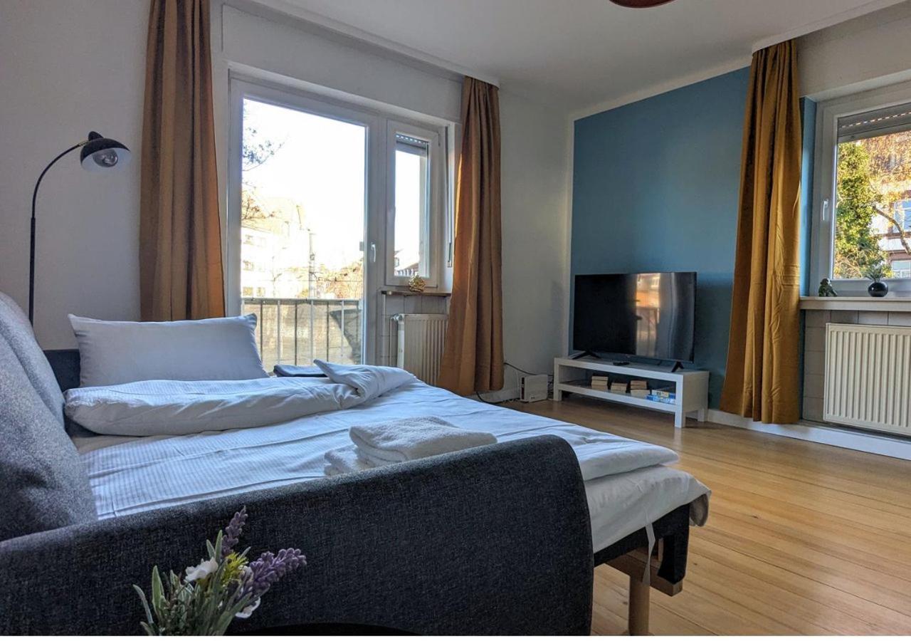 65Qm Altbaucharme Mit Zwei Balkonen Apartment Karlsruhe Ngoại thất bức ảnh