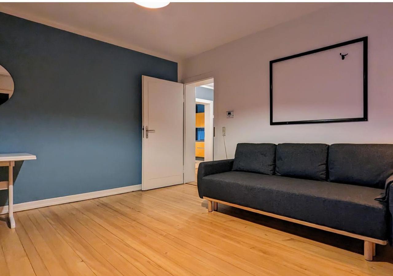 65Qm Altbaucharme Mit Zwei Balkonen Apartment Karlsruhe Ngoại thất bức ảnh